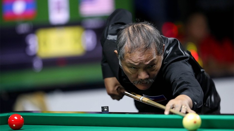 Trận chiến carom 3 băng của tay cơ đứng đầu Việt Nam, Trần Quyết Chiến và ông vua pool Efren Manalang Reyes tại SEA games 31 - Ảnh 1