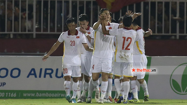 ĐT Việt Nam đứng trước nguy cơ ‘out’ khỏi Top 100 trên bảng xếp hạng FIFA - Ảnh 3