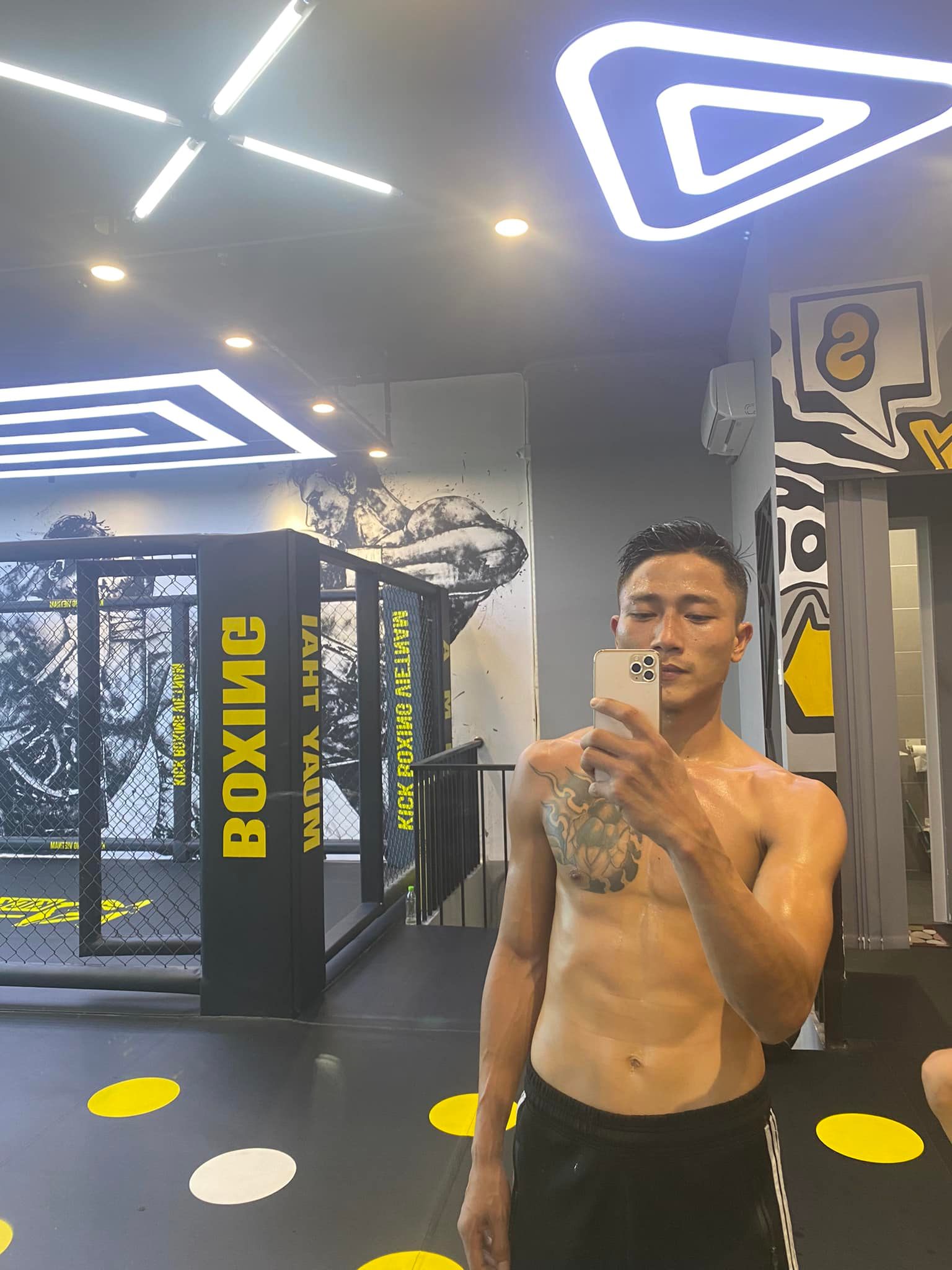 Cựu vô địch Kickboxing SEA Games Phạm Bá Hợi tham dự Lion Championship - Ảnh 2