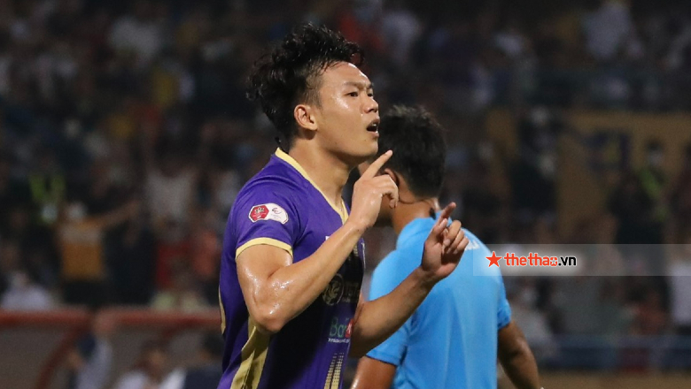 Trọng tài từng khiến Công Phượng nóng mặt cầm còi trận Bình Phước - Hà Nội FC - Ảnh 2