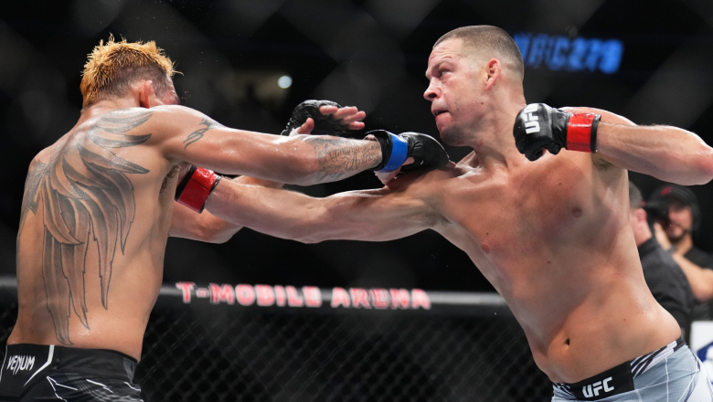 Kết quả UFC 279: Nate Diaz đánh bại Tony Ferguson trong ngày chia tay lồng bát giác - Ảnh 1