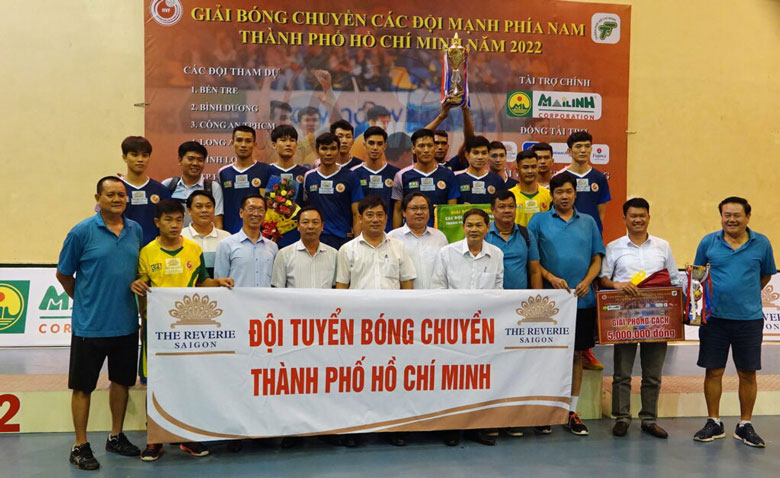 HLV lão làng Bùi Huy Châm đến với bóng chuyền nam Vĩnh Long - Ảnh 2
